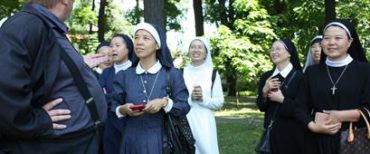 09.07.2017 Siostry z Chin u św. Brata Alberta